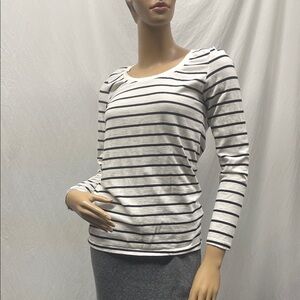 Splash Women's White & Black Striped Long Sleeve Top